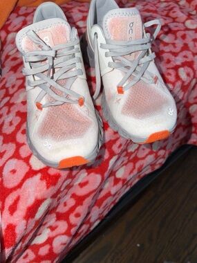 On Cloud Women's Light Gray Sneakers with Orange Accents